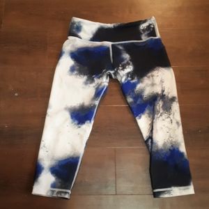 RARE Milky way LULULEMON crops